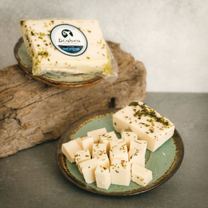 <b>Queso Semimaduro </b><br>al Oliva y Especias